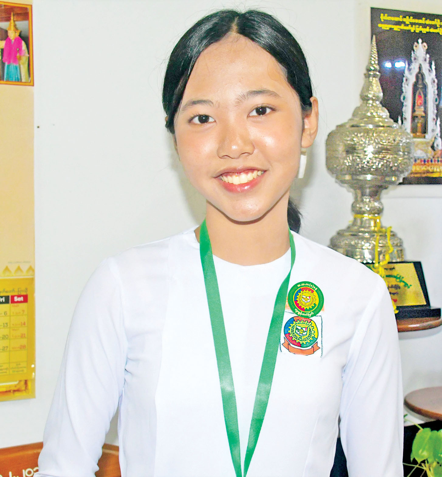 (၁)ကျောင်းသူ မအိမ့်သူသူခ