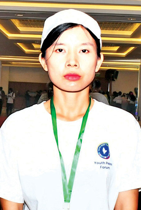  မနန်းကြူကြူဝင်း