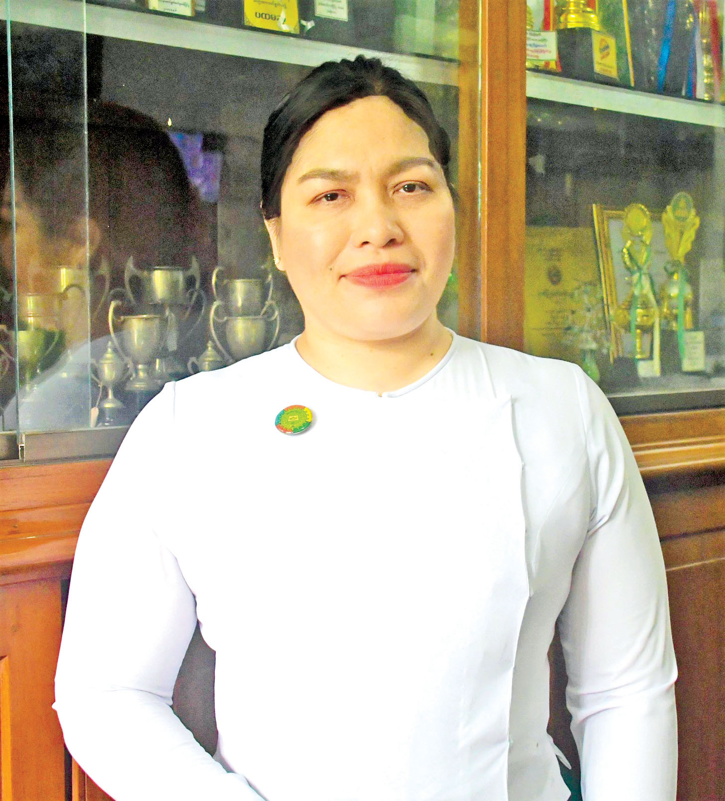  2 ကြီးကြပ်လိုပ်ပါသူ 